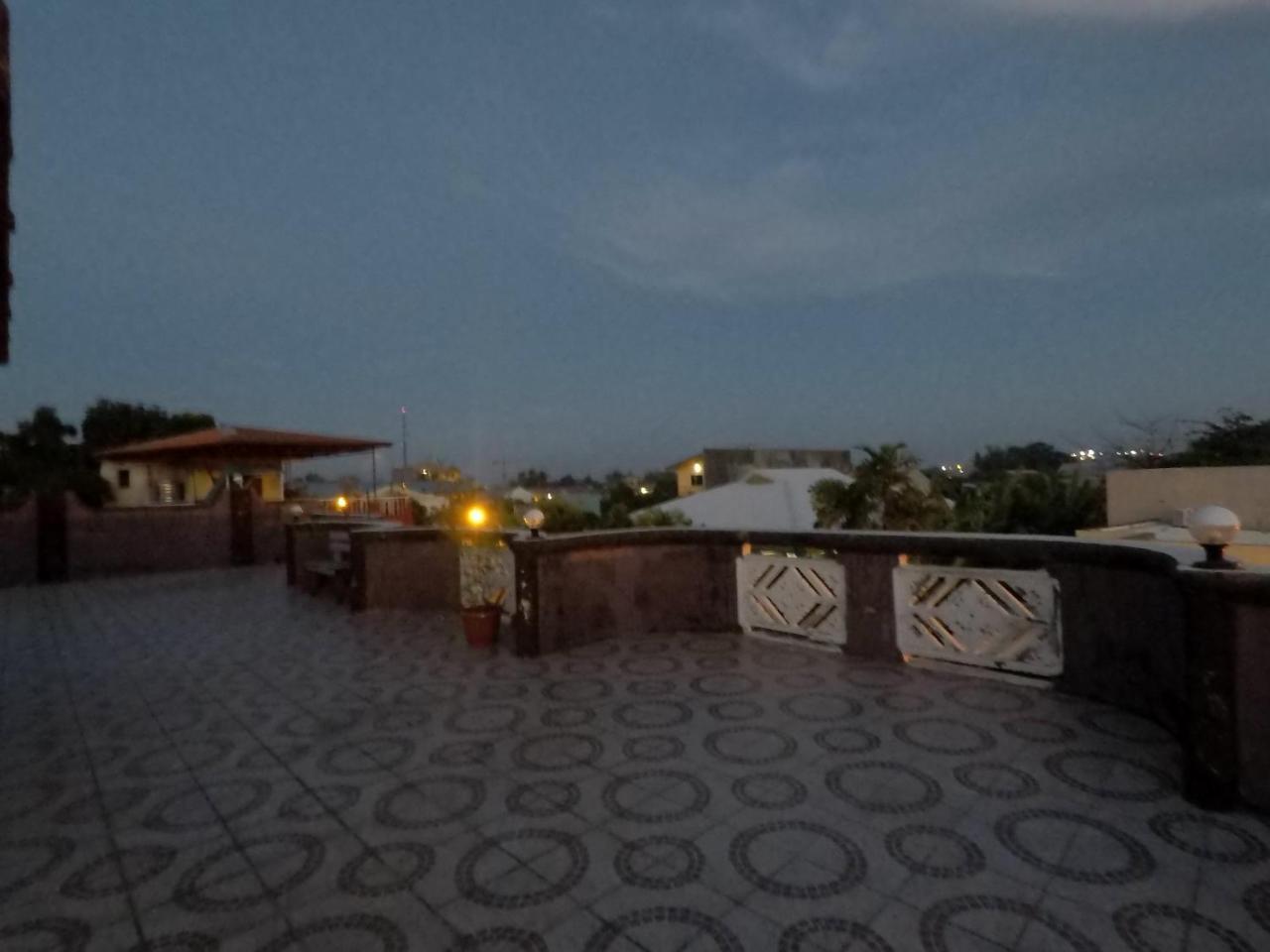 Pe'Re Aristo Guesthouse Mandawe Exterior foto